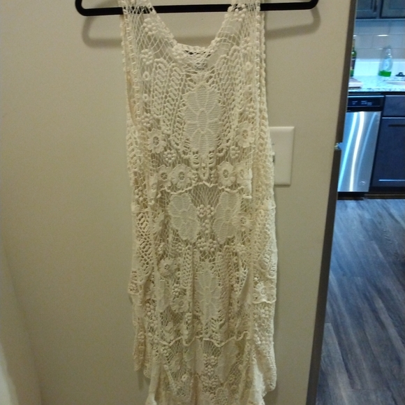 American Rag Lace Wrap - Picture 3 of 4